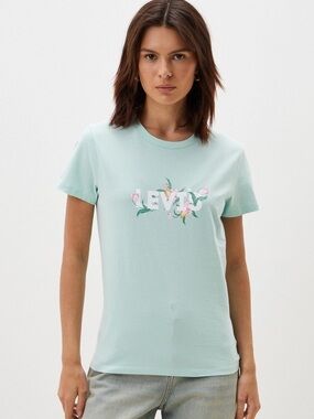 Levi’s Women’s Floral Logo Graphic Tee Light Teal 100% Cotton Size XS Relaxed